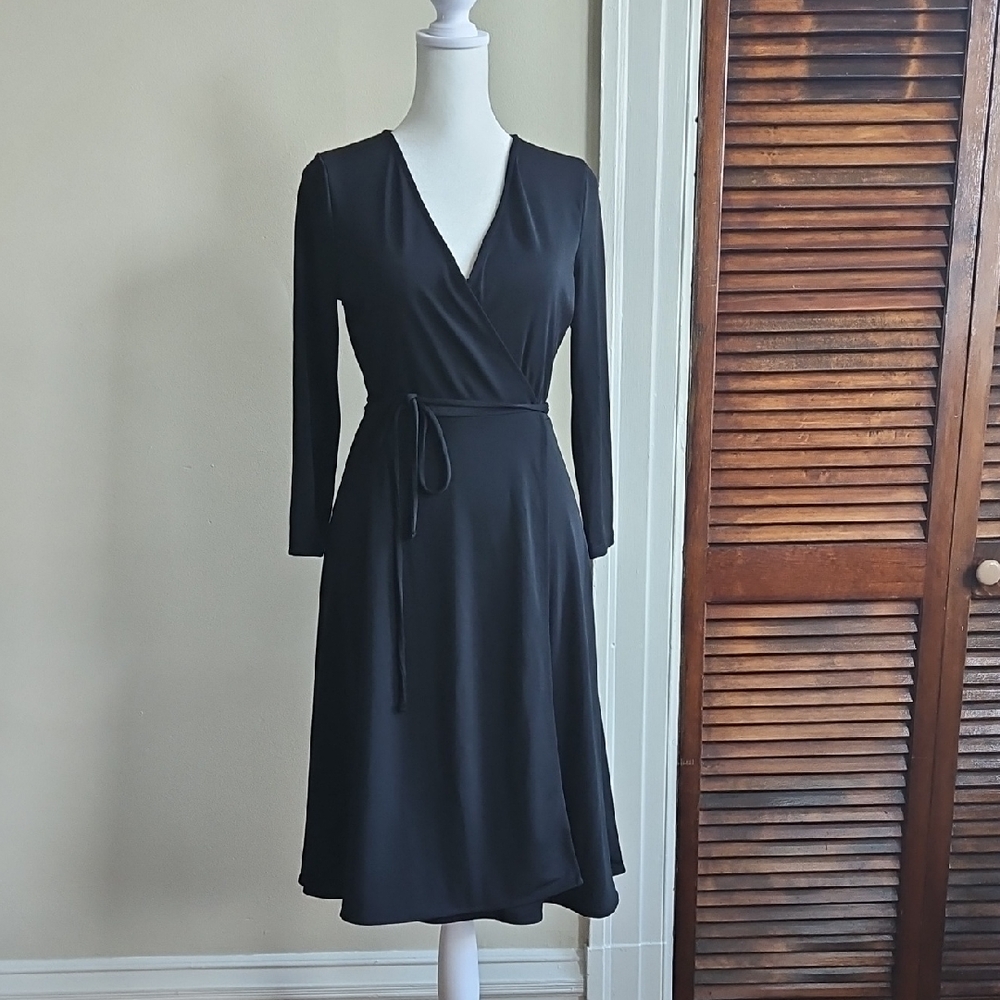 NWOT Banana Republic Classic Black Wrap Dress